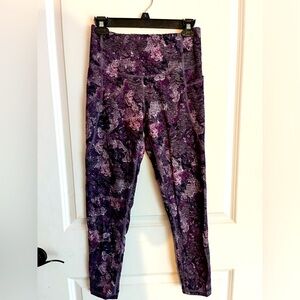 Women’s Champion Leggings size Medium